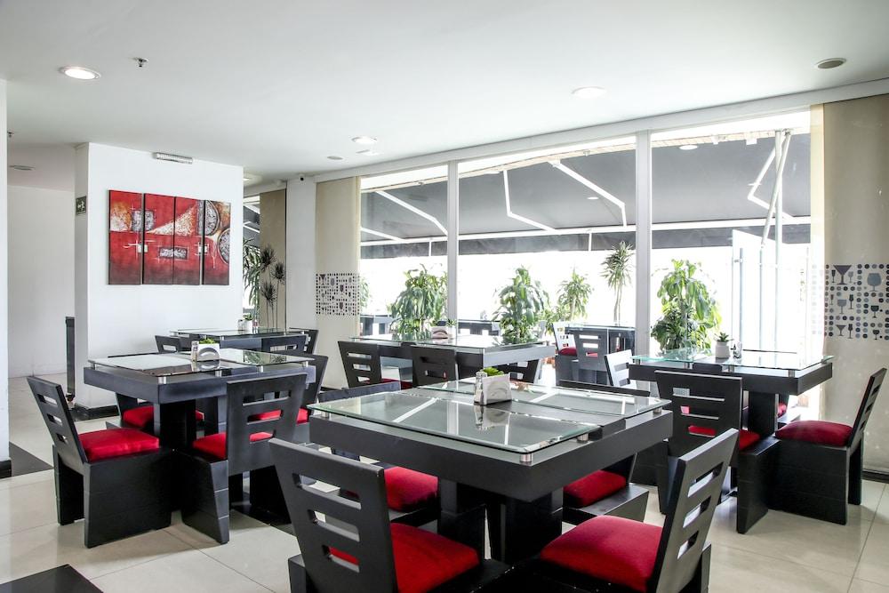 Hotel Parque 63 Богота Екстериор снимка