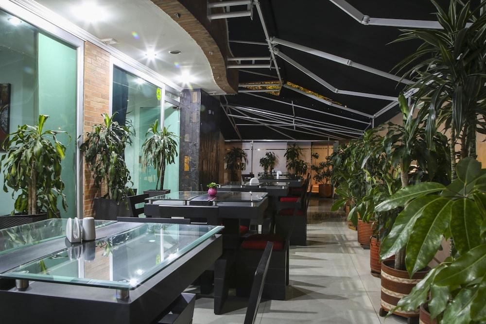 Hotel Parque 63 Богота Екстериор снимка