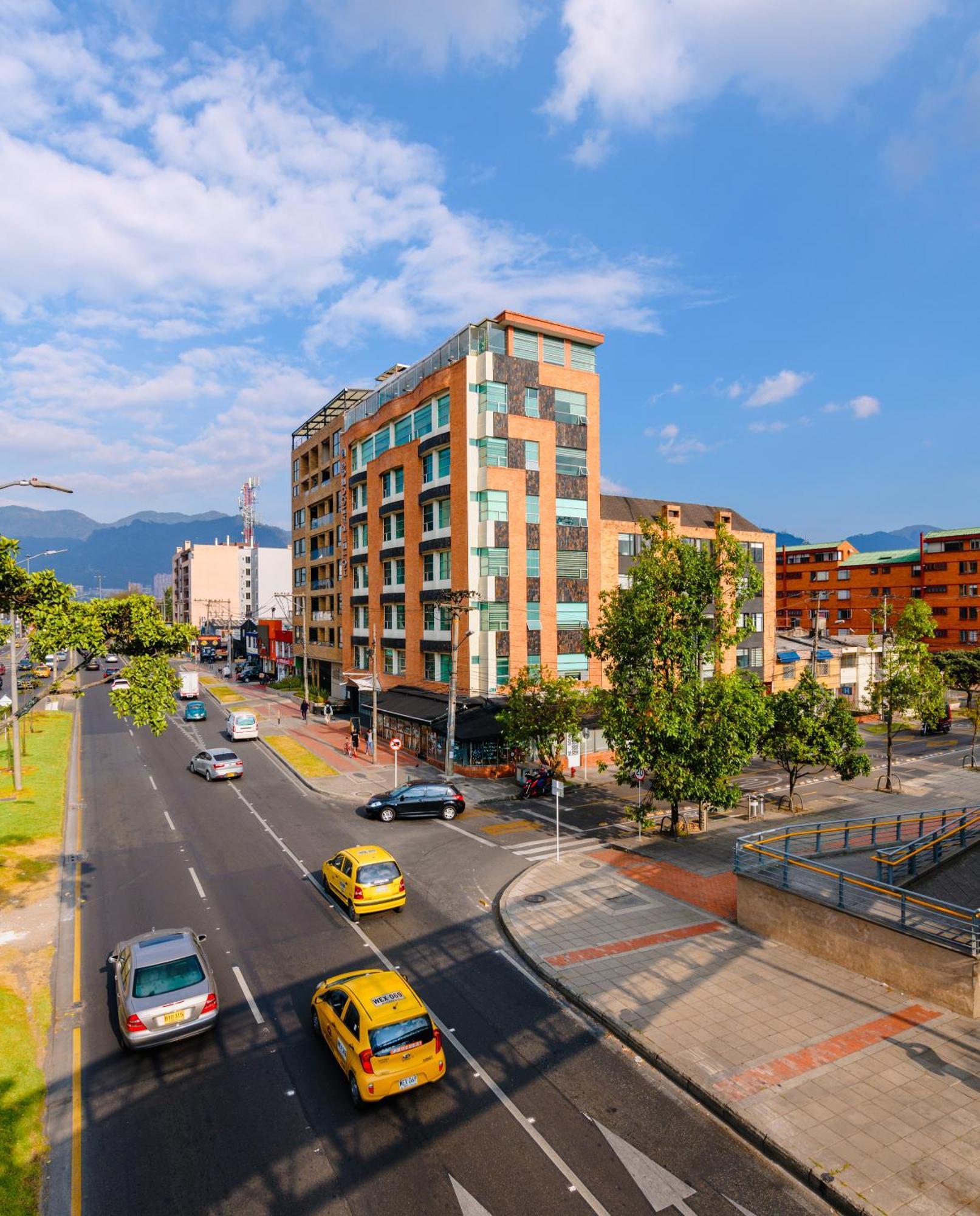 Hotel Parque 63 Богота Екстериор снимка